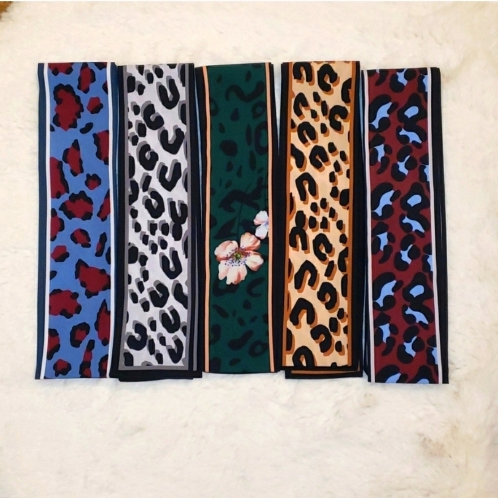 Silver Leopard print Silk Skinny Scarf Twilly - Picture 5 of 8